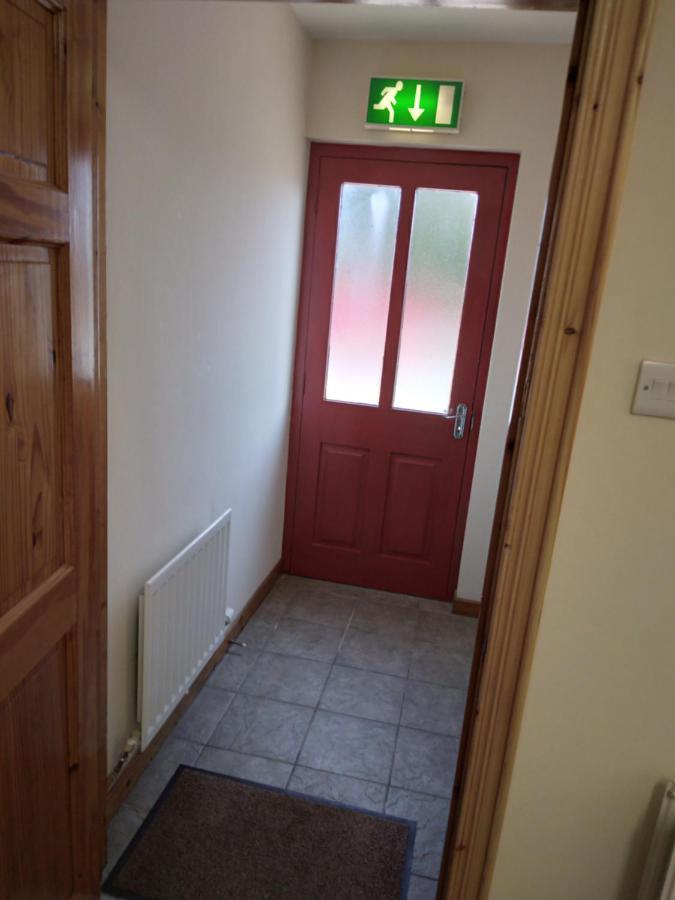 Old School House Belcoo Apartment Bagian luar foto